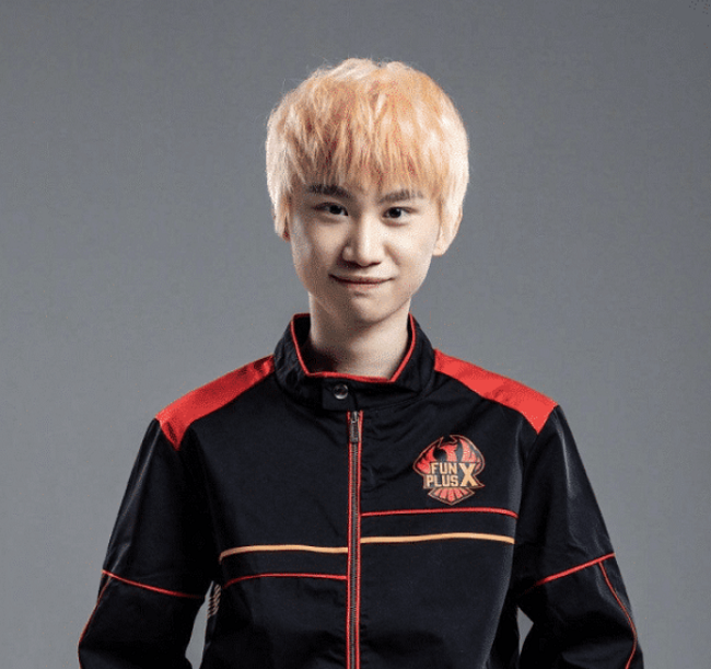 CLG力克TL,ShowMaker单局斩获MVP焦点之战成都决赛之夜,点燃全场激情 CLG力克TL,ShowMaker单局斩获MVP焦点之战成都决赛之夜,点燃全场激情